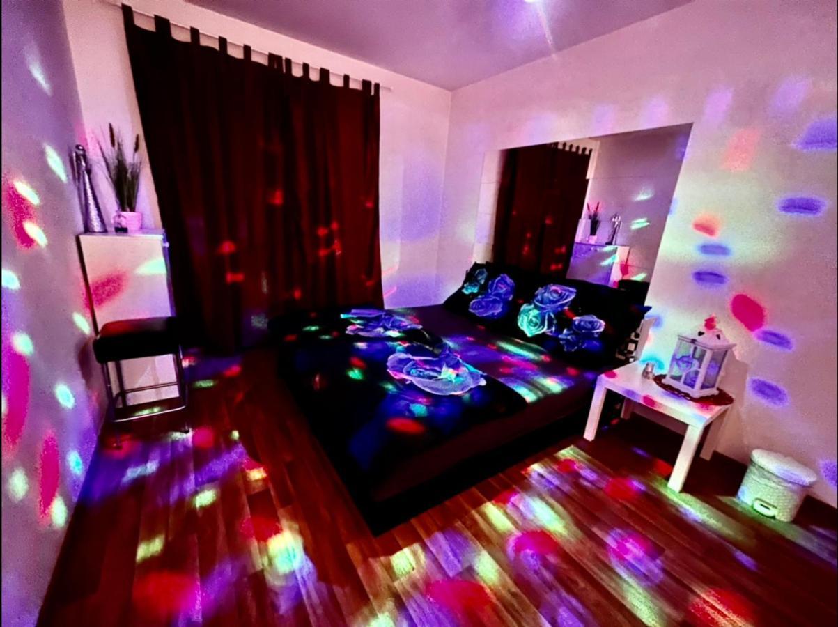 Monfas Apartment Garden City Прага Екстер'єр фото
