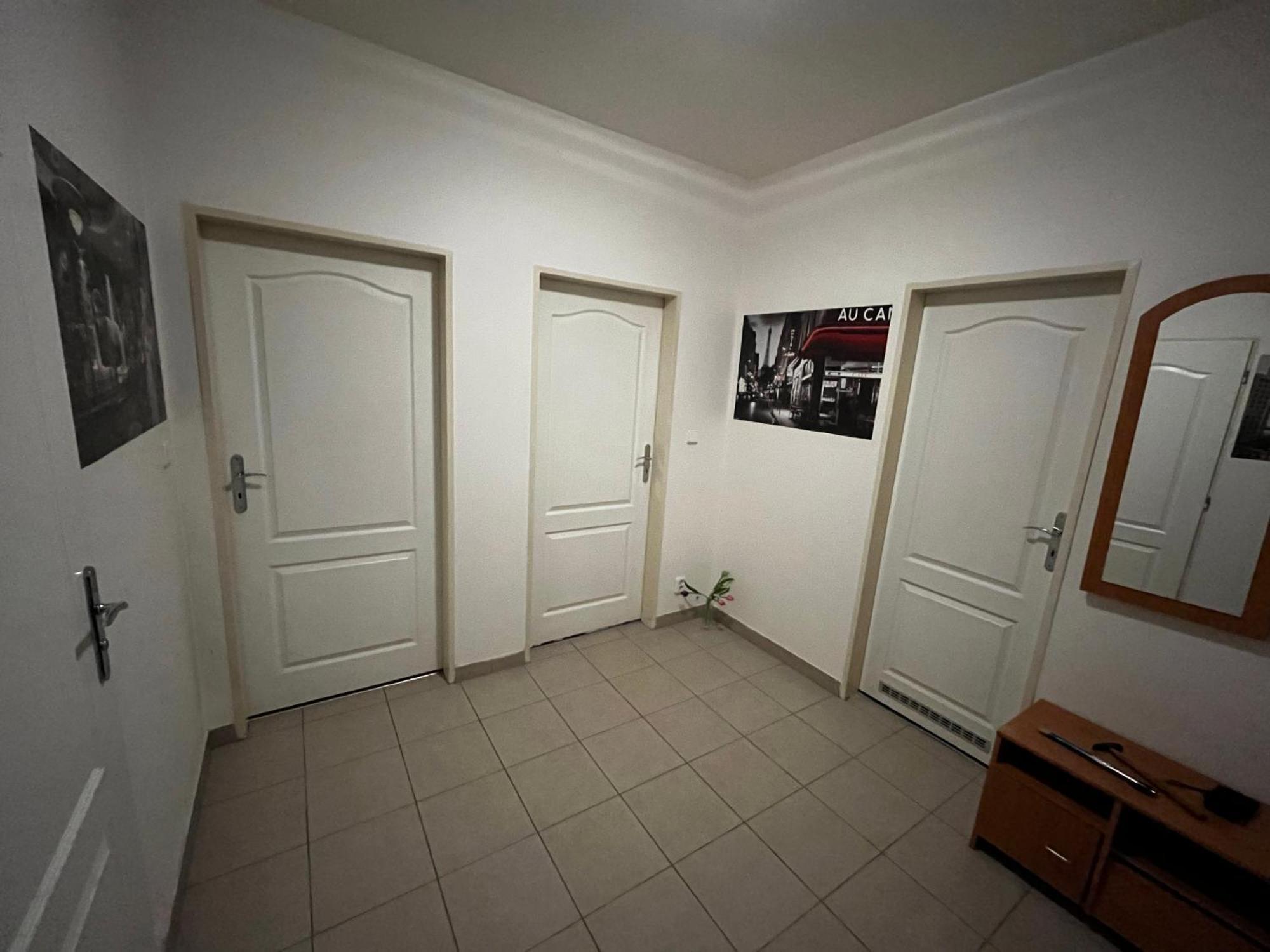 Monfas Apartment Garden City Прага Екстер'єр фото